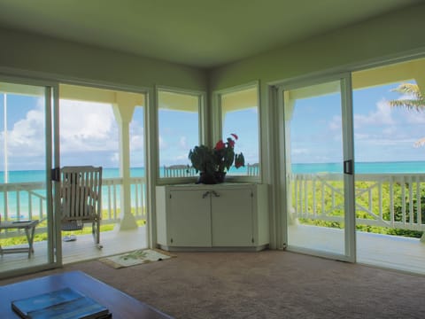 yes, Kailua Bay is just out the door.