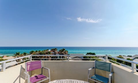 Gulf views from 3rd and 4th floors.