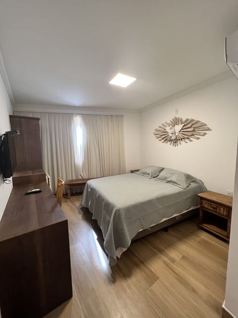 Deluxe Double Room | Minibar, iron/ironing board, free WiFi, bed sheets