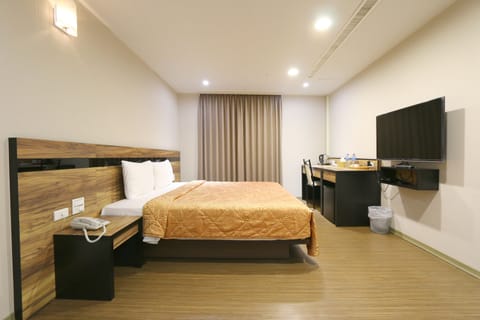 Desk, bed sheets