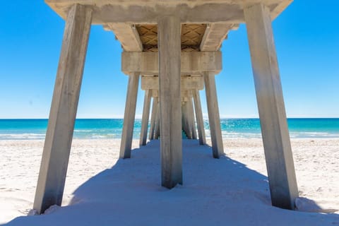 House, 3 Bedrooms | Beach