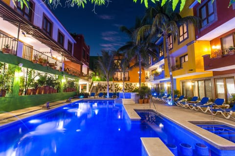 Outdoor pool, open 9:00 AM to 9:00 PM, pool umbrellas, sun loungers