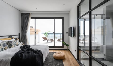 Deluxe Double Room | Blackout drapes, soundproofing, free WiFi, bed sheets