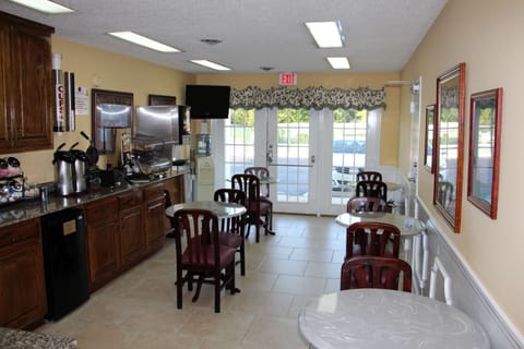 Free daily on-the-go breakfast