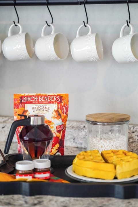 Start your day the delicious way with our continental breakfast!