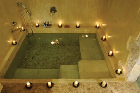 Deluxe Apartment, Balcony | Deep soaking bathtub