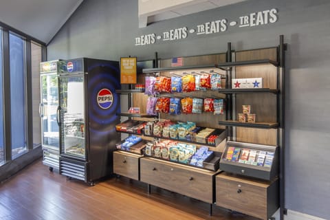 Snack bar