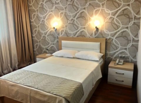 City Double Room | Premium bedding, free WiFi