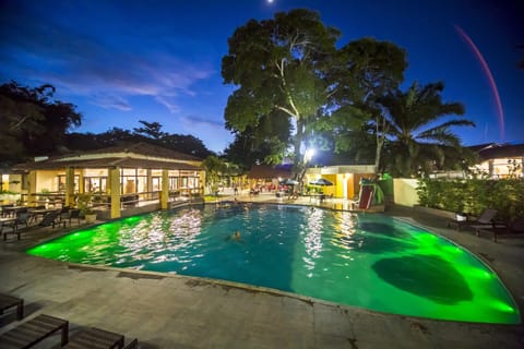 2 outdoor pools, sun loungers