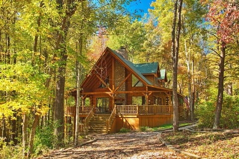 Luxurious Lodge in Hocking Hills