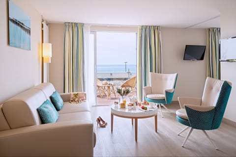 Suite, Terrace, Sea View | In-room safe, desk, soundproofing, iron/ironing board