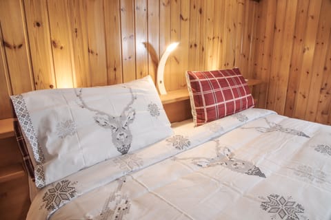 Comfort Double or Twin Room | Down comforters, in-room safe, desk, free WiFi