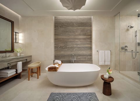 Bungalow | Bathroom | Separate tub and shower, deep soaking tub, designer toiletries