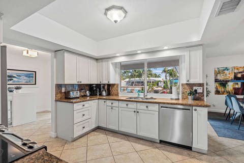 The kitchen connects to the diningroom