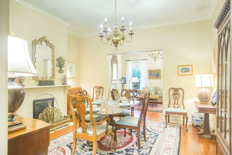 Welcome to Chatham Square Main!