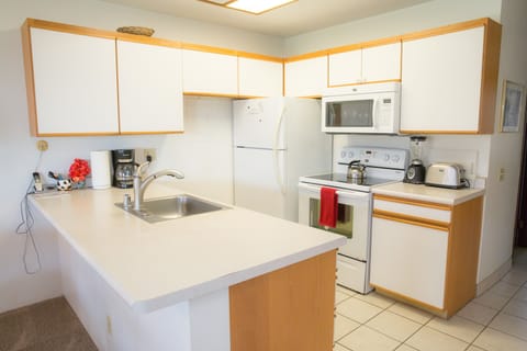 Kitchen - Kitchen