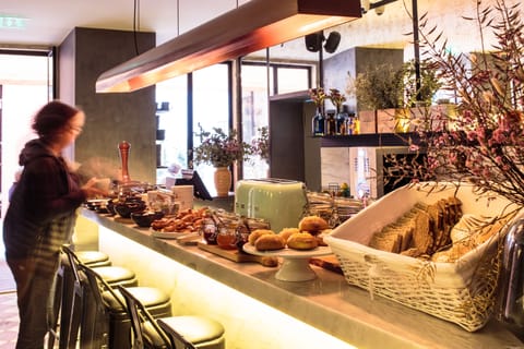 Free daily buffet breakfast