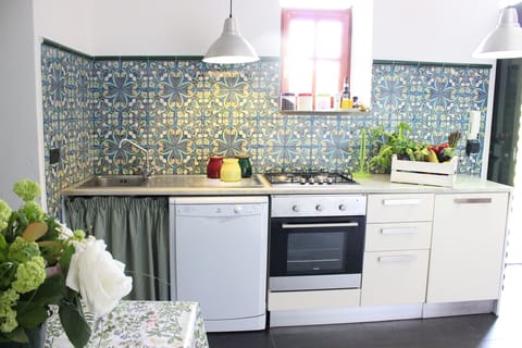 Kitchen, groundfloor