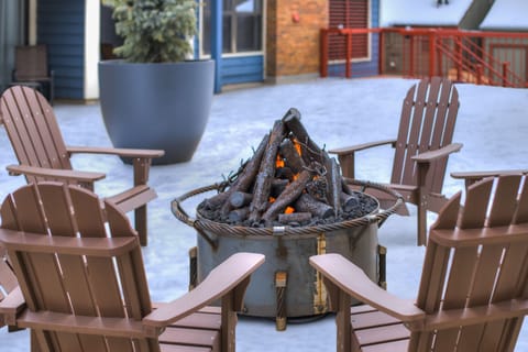 Condo, 2 Bedrooms | Outdoor dining