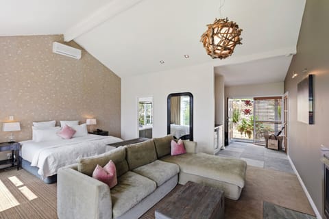 Premium bedding, down comforters, pillowtop beds, in-room safe