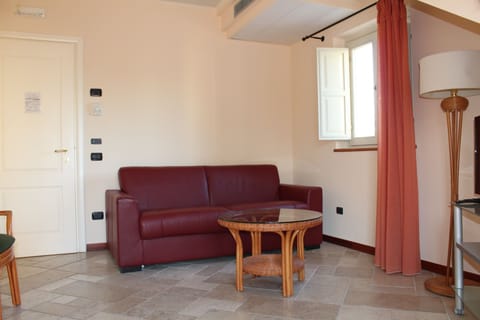 Standard Double or Twin Room | Living area | LCD TV