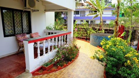 AC Twin Room with Balcony  Ground Floor | Terrace/patio