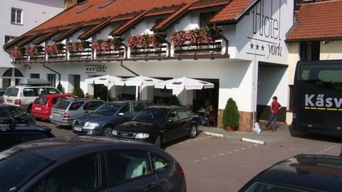 Free self parking
