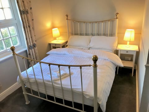 Luxury Double Room, Ensuite, Garden View (Double) | WiFi