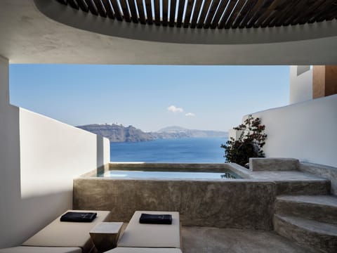 Superior Suite private pool | Terrace/patio