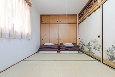 Private Japanese Style Room | In-room safe, free WiFi, bed sheets