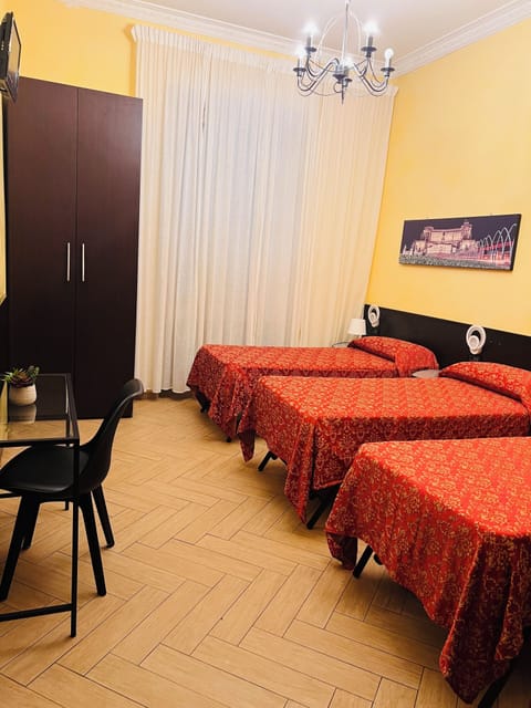 In-room safe, desk, free WiFi