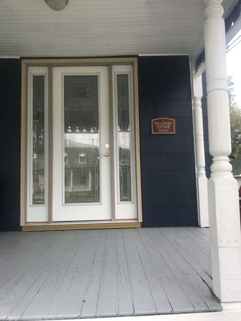 Entrance to Suite C - on 9th Street