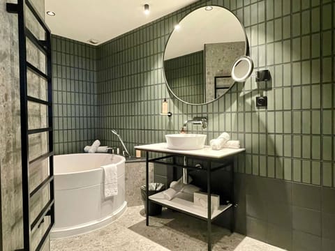 Minibar, in-room safe, desk, blackout drapes