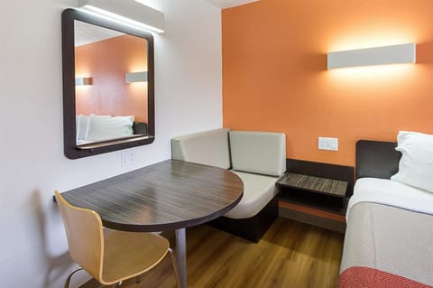 Free WiFi, bed sheets, alarm clocks