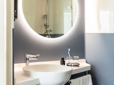 Superior Room, 1 Double Bed | In-room safe, desk, iron/ironing board, free cribs/infant beds