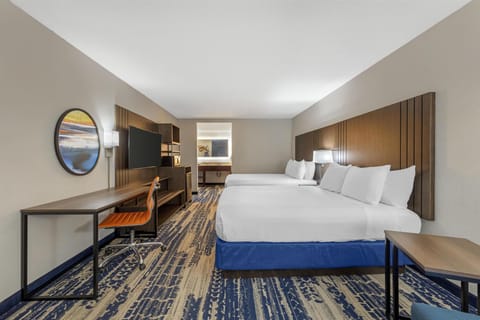 Standard Room, 2 Queen Beds, Non Smoking, Kitchenette | Premium bedding, in-room safe, blackout drapes, iron/ironing board