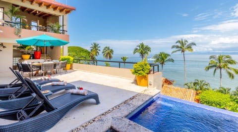 Family House, 4 Bedrooms | Terrace/patio