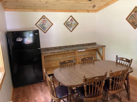 Entrance, refrigerator and countertop 