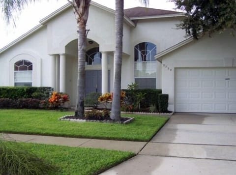 WelsoIts a sunny day in Florida








Welcome to our vacation home

