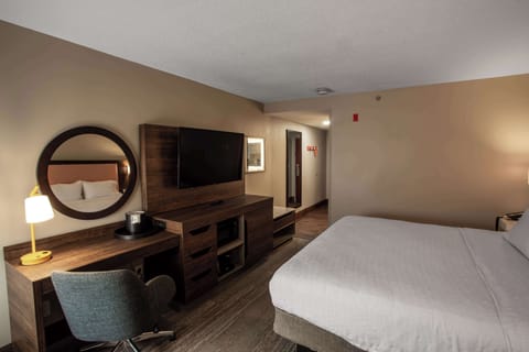 In-room safe, desk, iron/ironing board, free cribs/infant beds