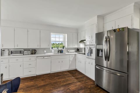 All the appliances you'll need.