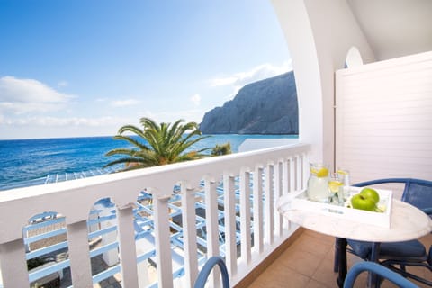 Double Room, Sea View | Balcony
