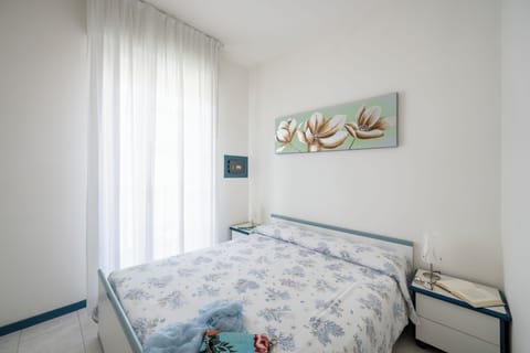 Condo, 1 Bedroom, Balcony | In-room safe, free cribs/infant beds, bed sheets