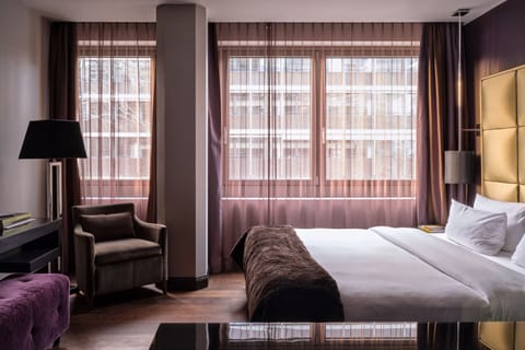 Premium bedding, minibar, in-room safe, soundproofing