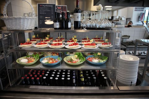 Lunch and dinner served