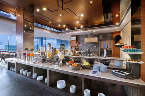 Daily buffet breakfast for a fee