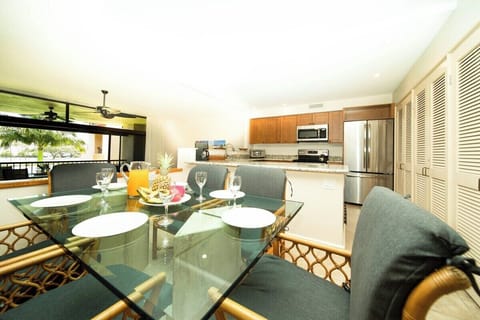 Dine in style with easy access to the fully equipped kitchen