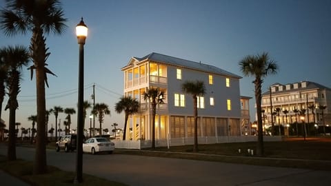SeaGlass in the heart of Beachtown