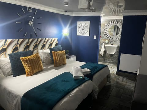 Exclusive Studio, 1 Bedroom, Patio, Garden View | 1 bedroom, individually decorated, blackout drapes, free WiFi