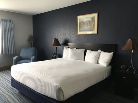 Standard Room, 2 Queen Beds | Desk, free rollaway beds, free WiFi, bed sheets